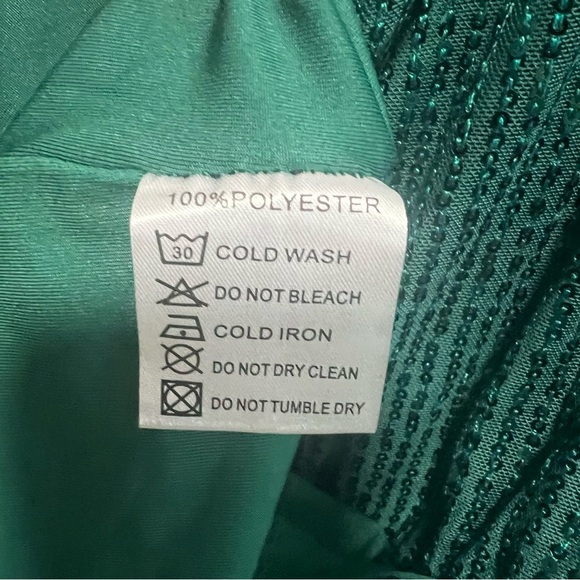 Ivy City Co Jagger Dress in Green Sequin in size Small, New with Tags - Picture 6 of 8